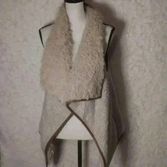 Love Tree Fur Wool Blend Vest Size M - Picture 1 of 9